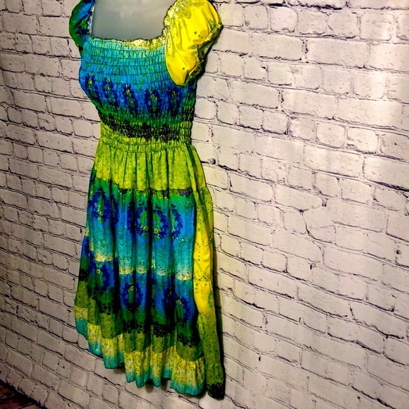 Vibrant Silky Mini Dress Very Colorful With Glitter Embellishment - Picture 3 of 8